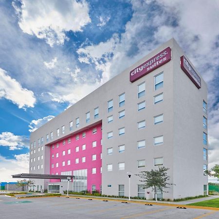 City Express Suites By Marriott Silao Aeropuerto Exterior foto