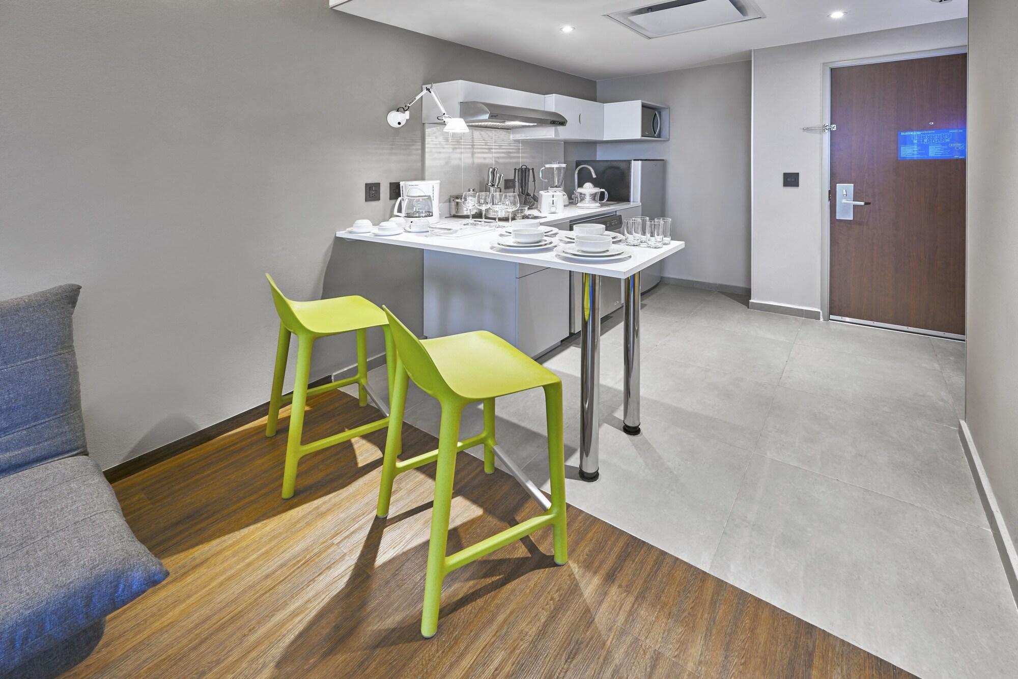 City Express Suites By Marriott Silao Aeropuerto Exterior foto
