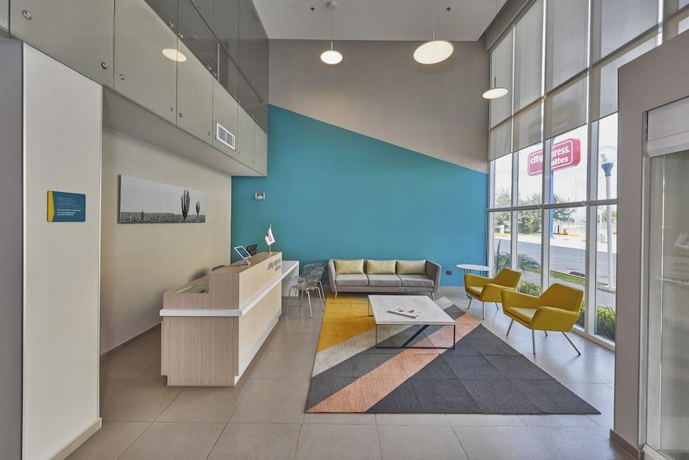 City Express Suites By Marriott Silao Aeropuerto Exterior foto