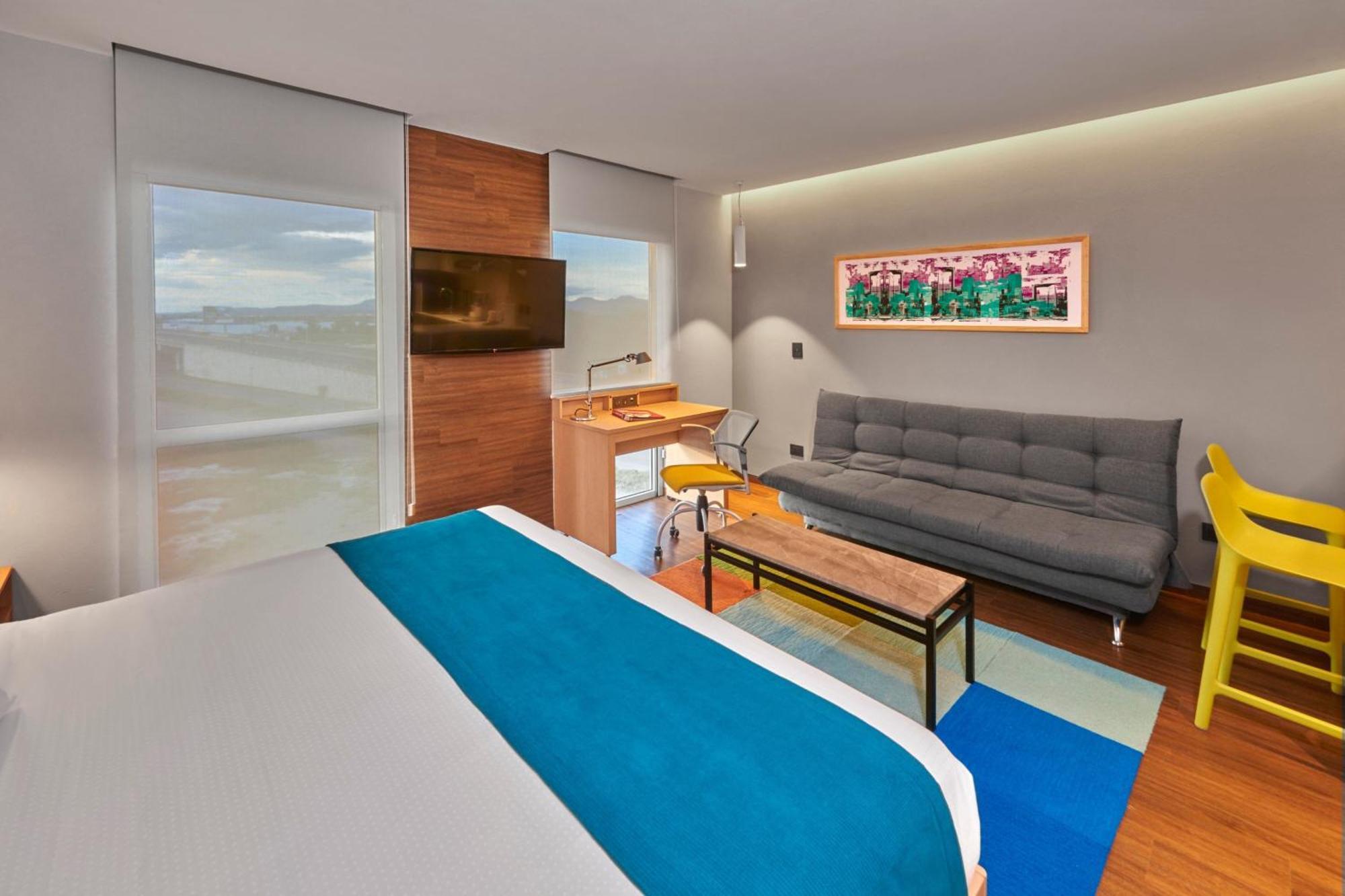 City Express Suites By Marriott Silao Aeropuerto Exterior foto