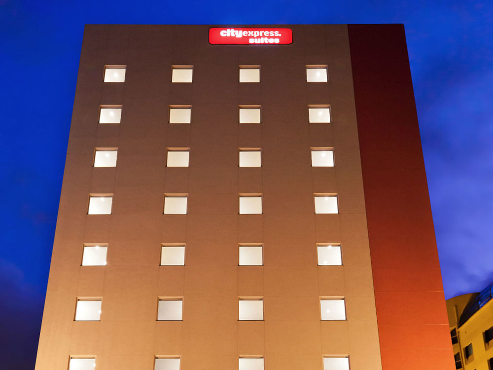 City Express Suites By Marriott Silao Aeropuerto Exterior foto